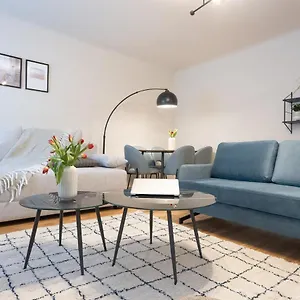 Apartamento Chic 1-bed By Canal Walk To Historic Centre, Viena