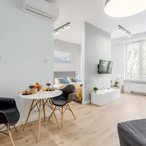 https://warsaw-city-apartments-expo-xxi.warsawhotelspoland.com