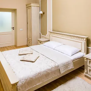 https://romari-lviv-79000-5.hotelslviv.net