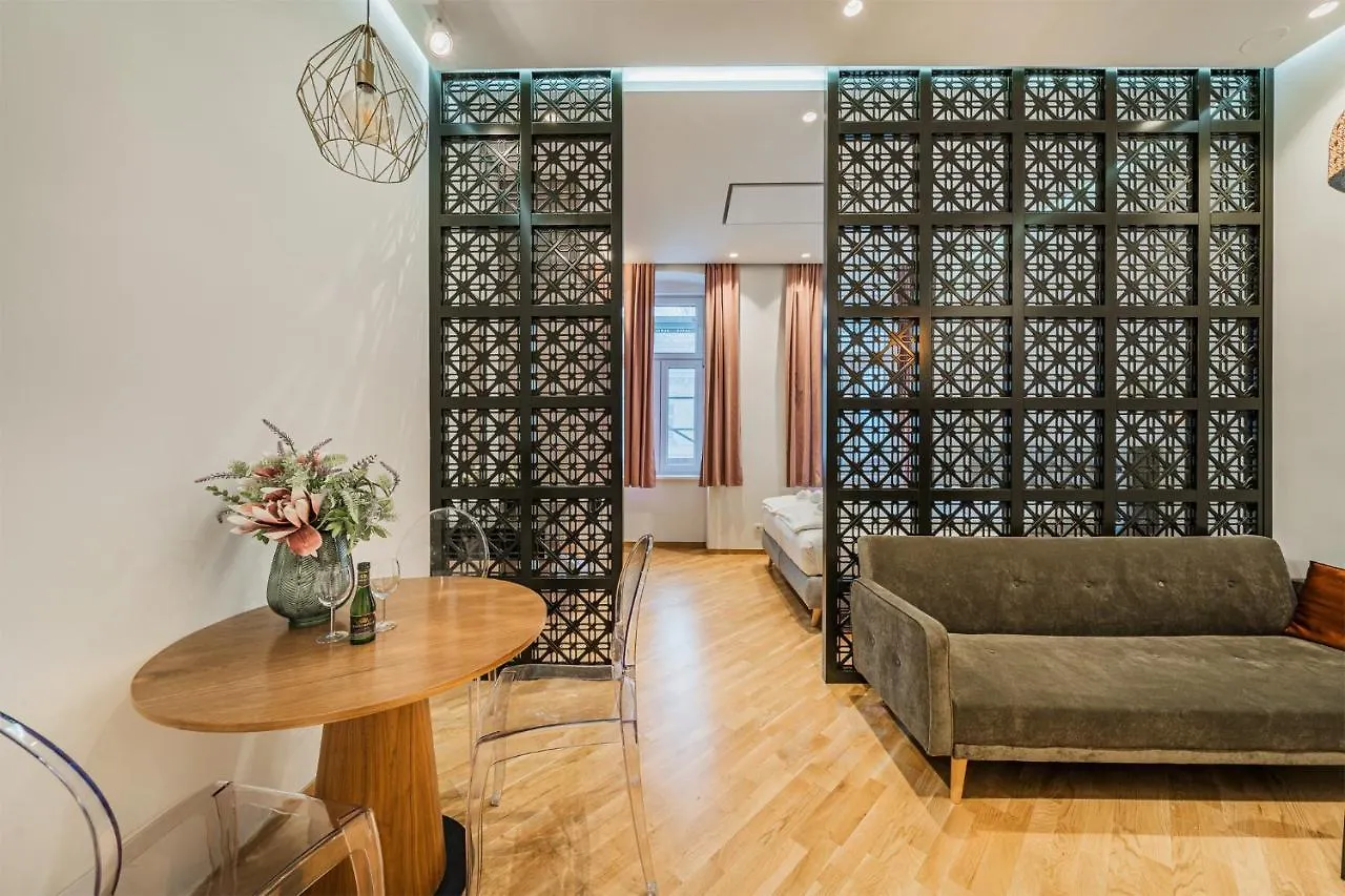 Zeus Design Apartments Schoenbrunn Viena 0*,
