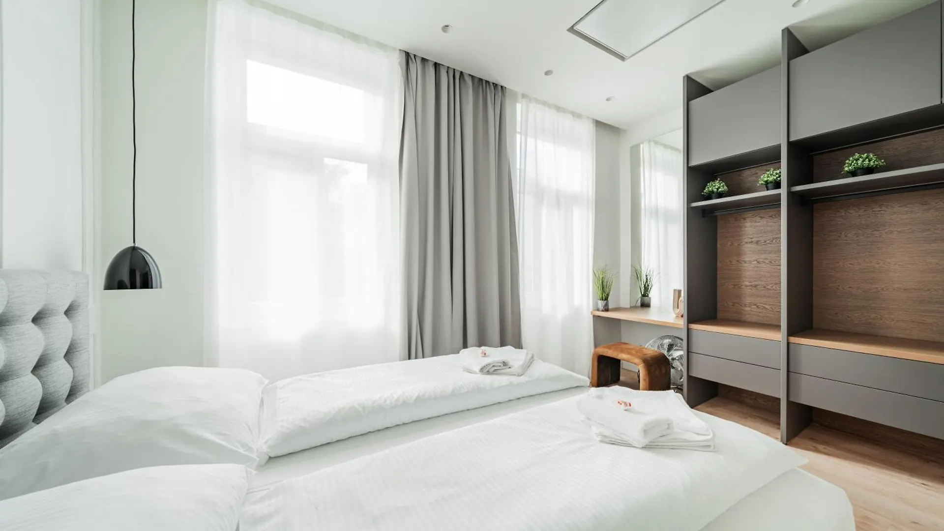 Zeus Design Apartments Schoenbrunn Viena 0*,