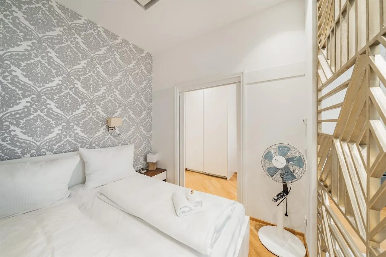 Zeus Design Apartments Schoenbrunn Viena